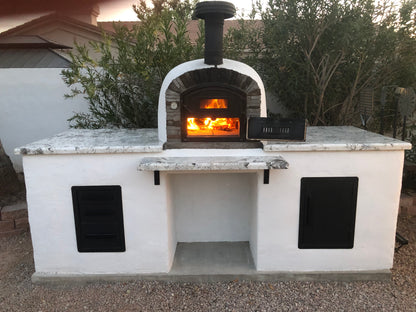 Authentic Pizza Ovens Ventura "Preto" Premium Pizza Oven