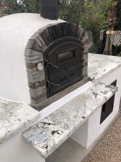 Authentic Pizza Ovens Ventura "Preto" Premium Pizza Oven